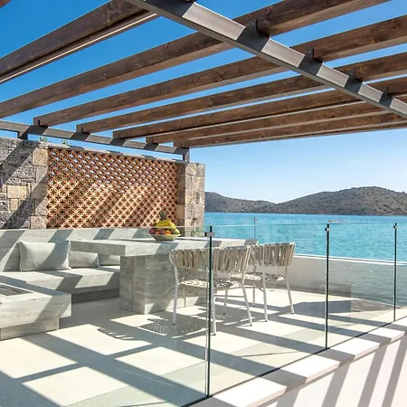 Villa Riviera *