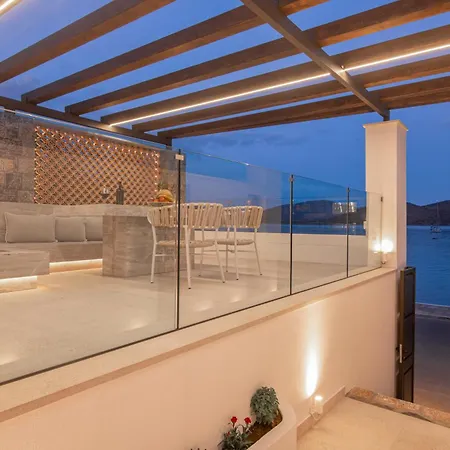 Villa Riviera