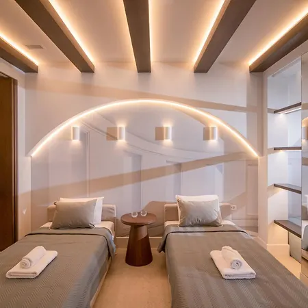 Villa Riviera *